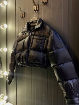Пуховик PRADA 10573