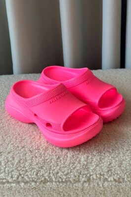 Шлепанцы Balenciaga 10818