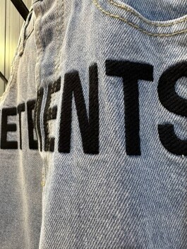 Джинсы Vetements 11044 Фото 2