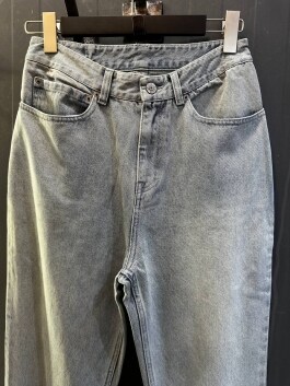 Джинсы Balenciaga 11551 - image 2 - Photo 2