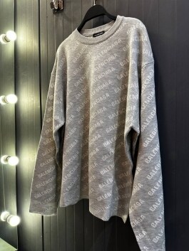 Свитер Balenciaga 11550
