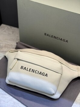 Бананка Balenciaga 11804