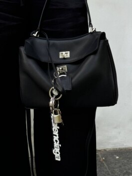 Брелок Balenciaga 12070 - image 4 - Photo 4