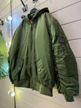 Бомбер Balenciaga 12530