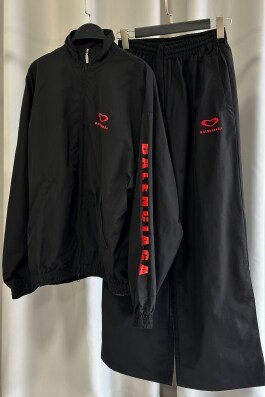 Костюм Balenciaga 13912